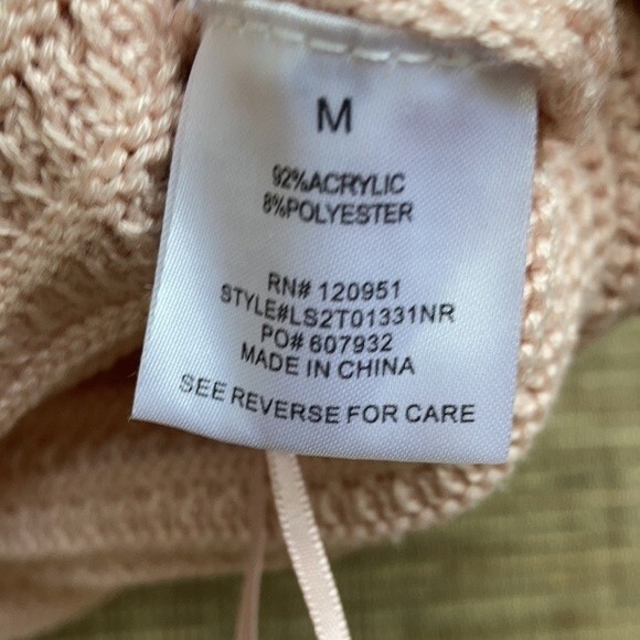 Olive and Oak knit crop top - Picture 5 of 5